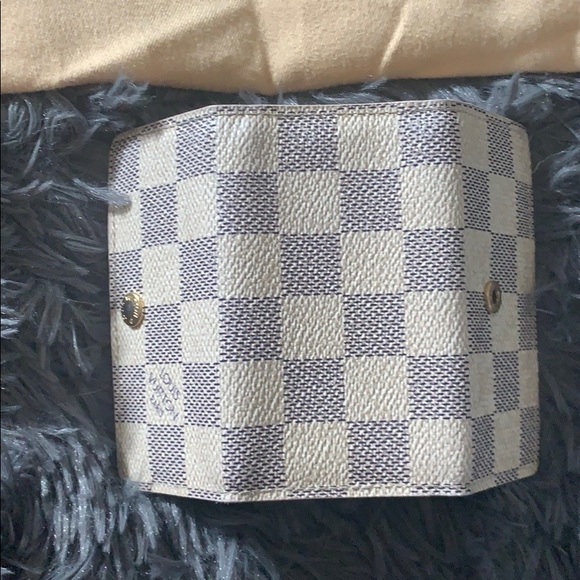 🔴SOLD🔴 Louis Vuitton 4 Key Holder Damier Azur - Picture 3 of 8